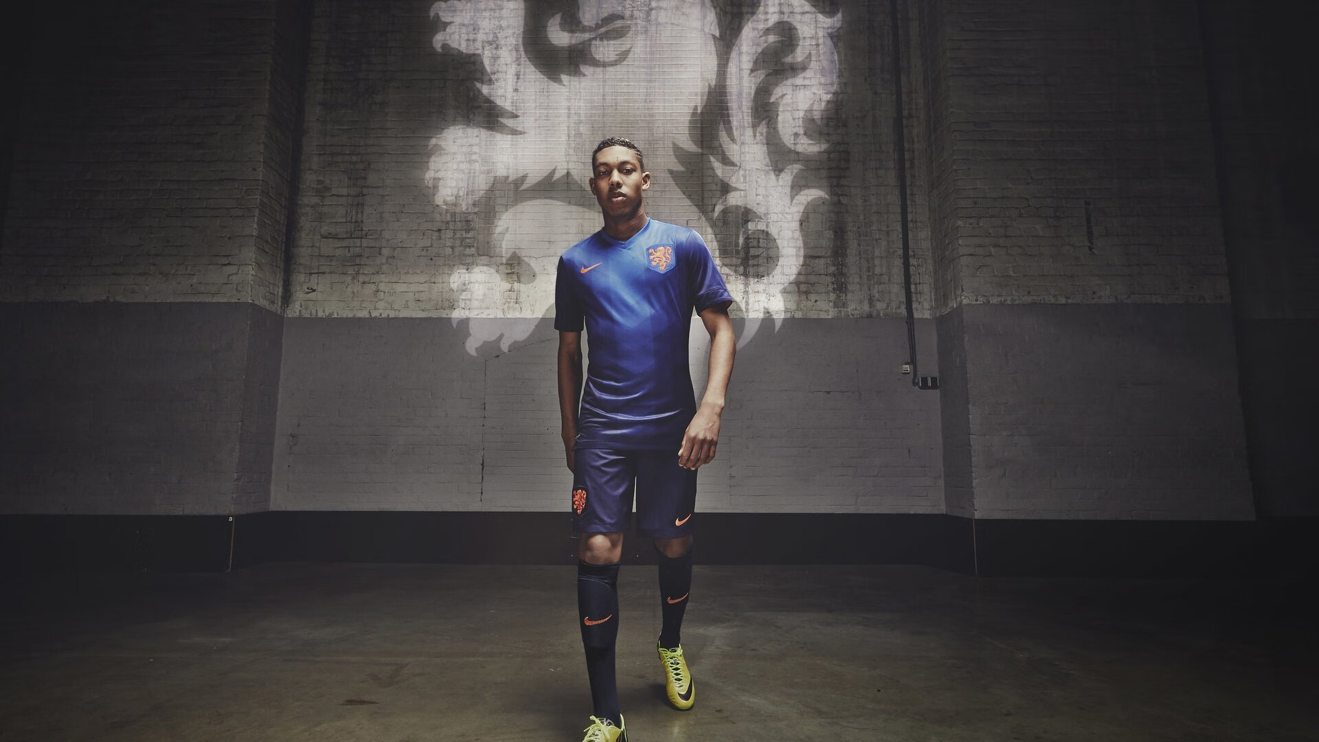 开云esport-意甲攻守大碰撞：节奏快得令人窒息！，意甲强吗